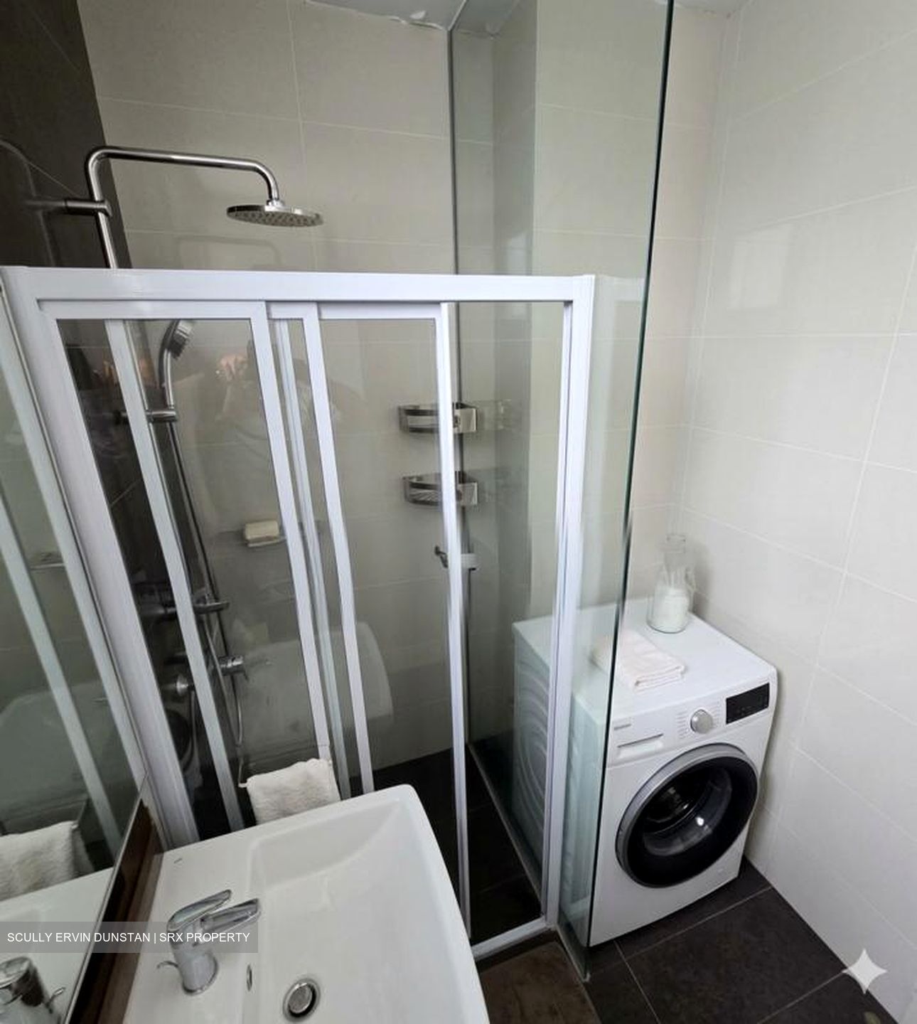 Suites @ Eastcoast (D15), Condominium #533200951